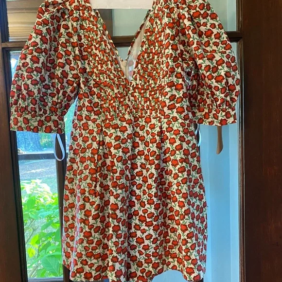 Maeve Floral Puff Sleeve Romper - Red and White - Picture 10 of 12